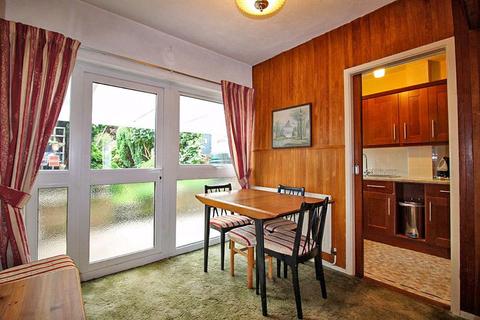 29 Aspen Way, Wolverhampton, WV3 0UP
