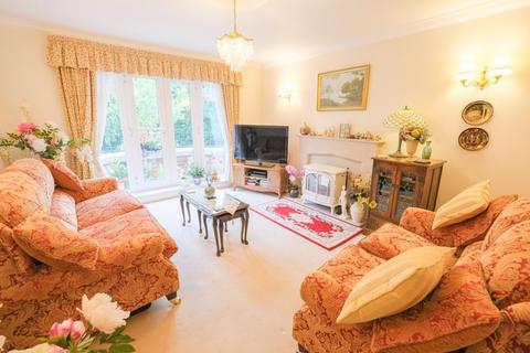 14 Ryknild Drive, Streetly, Sutton Coldfield, B74 2AZ