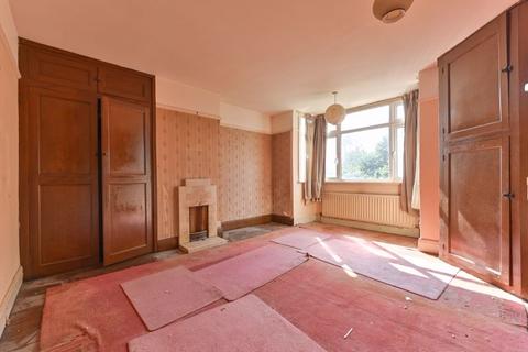 17 Birch Grove, Chippenham, SN15 1DD