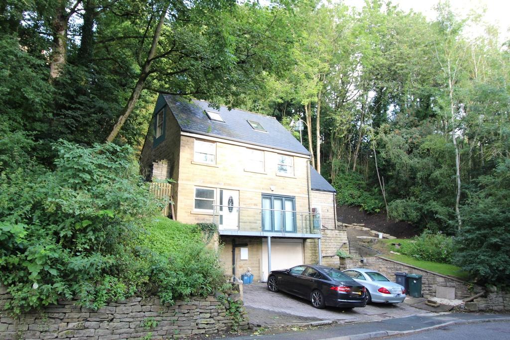 Otley Road, East Morton, Keighley, BD20 4 bed detached house £325,000
