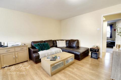 2 bedroom apartment to rent, Wheat Sheaf Close, London