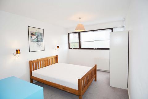 2 bedroom flat to rent, Tachbrook Street, Pimlico, London SW1V