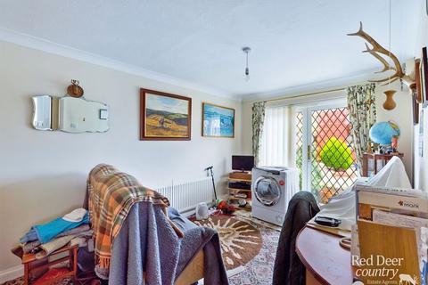 27 Home Meadow, Minehead, TA24 8UE