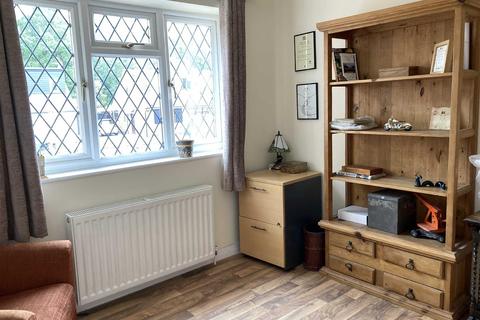 24 Brook View, Hitchin, SG4 9NY