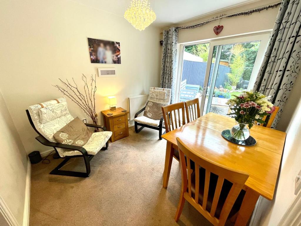 Dining Room.jpg