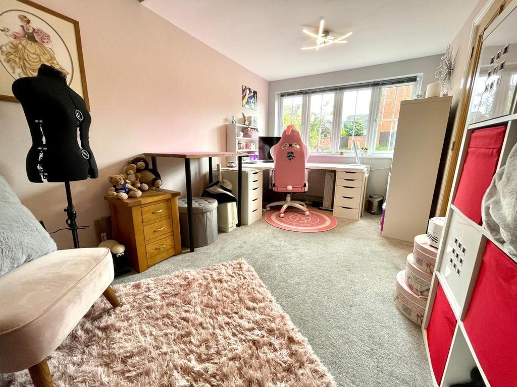 Family Room.jpg