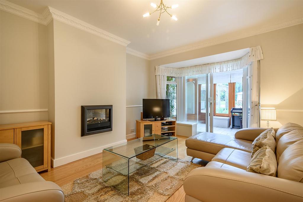 8475278-interior32.jpg