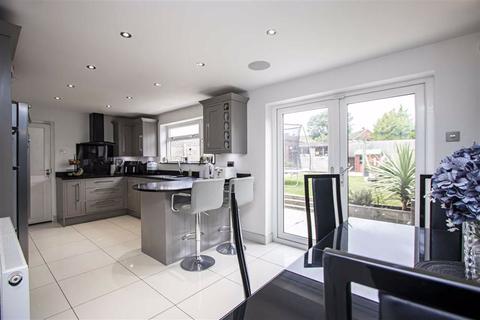 256 Buckingham Road, Bletchley, Milton Keynes, MK3 5JG