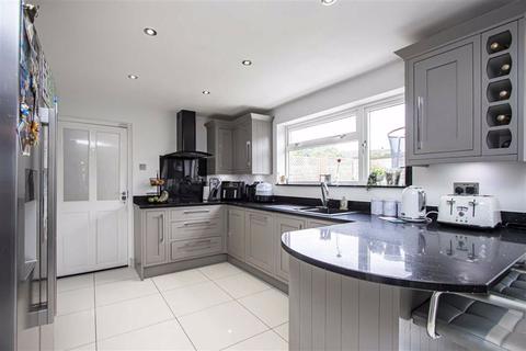 256 Buckingham Road, Bletchley, Milton Keynes, MK3 5JG