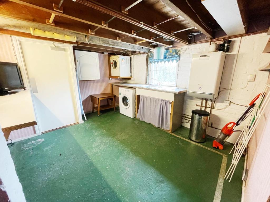 Cellar Wash Room