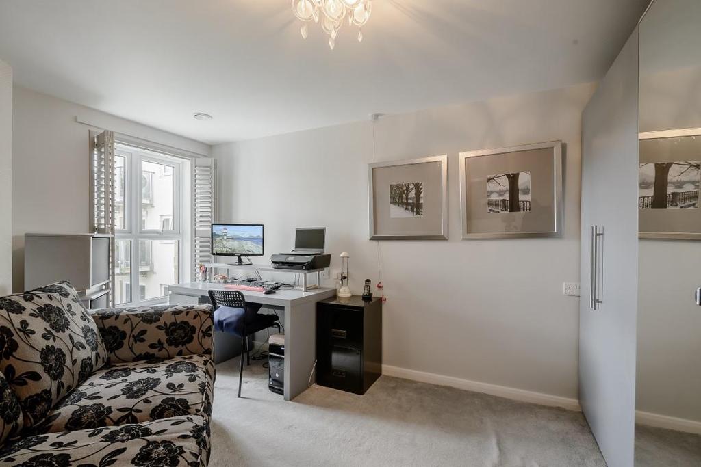 Bedroom 2 (2).jpg