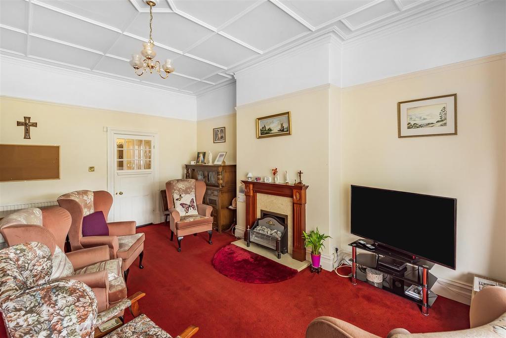 Eaton Crescent, Swansea 6 bed semidetached house £350,000