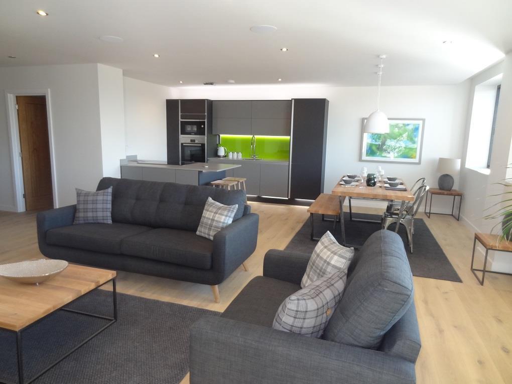 Fabulous open plan living / dining room