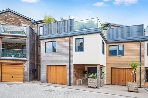 15 Baltic Way, Totnes, TQ9 5WY