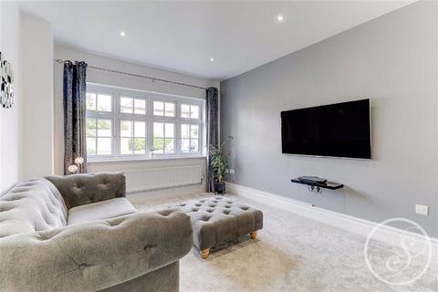 88 Bletchley Road, Horsforth, Leeds, LS18 4FG