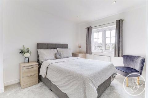 88 Bletchley Road, Horsforth, Leeds, LS18 4FG