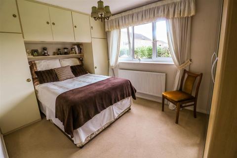 16 Fennells, Harlow, CM19 4RJ
