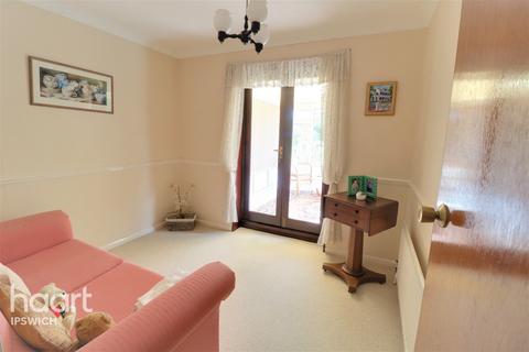 5 Newlands, Elmsett, Ipswich, IP7 6NZ