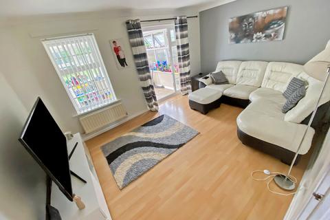 27 Elm Tree Gardens, Peterlee, SR8 5SD