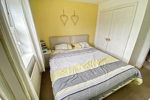 27 Elm Tree Gardens, Peterlee, SR8 5SD