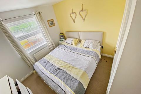 27 Elm Tree Gardens, Peterlee, SR8 5SD