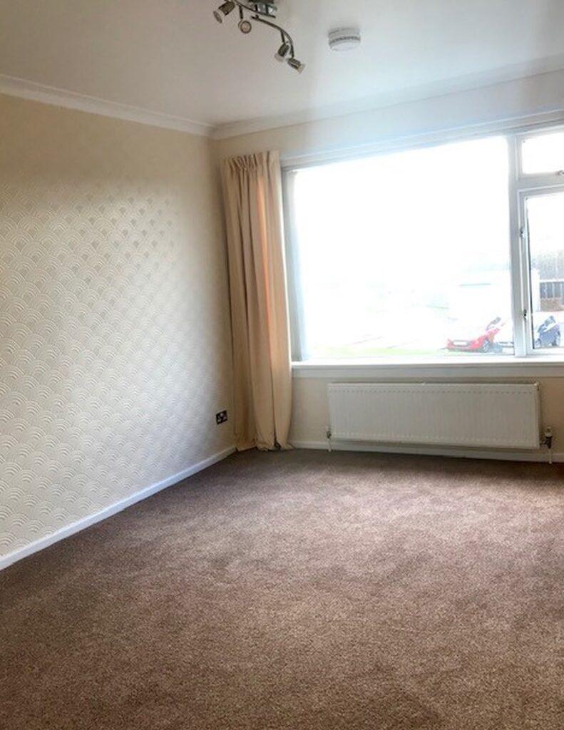 22 Mosspark Avenue, Dumfries 1 bed property £400 pcm (£92 pw)