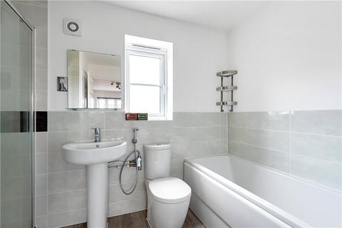 15 Bianca Close, Brackley, NN13 6GY