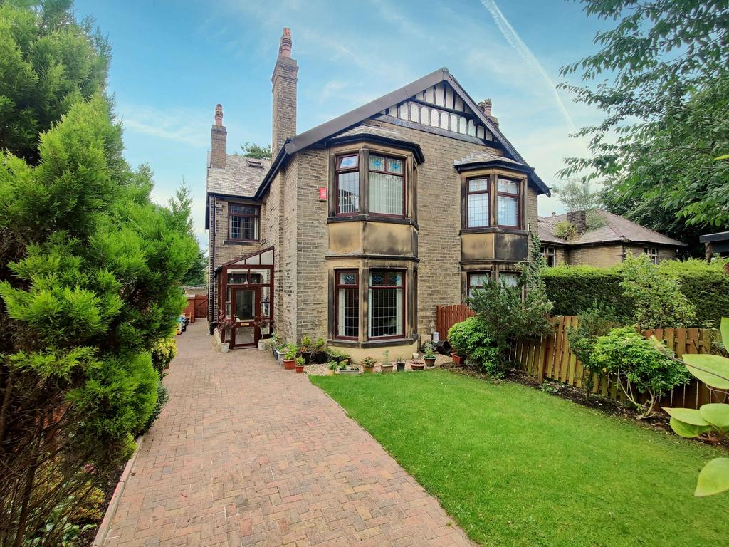 Westroyd Villas, King Cross, Halifax HX1 5 bed semidetached house £350,000