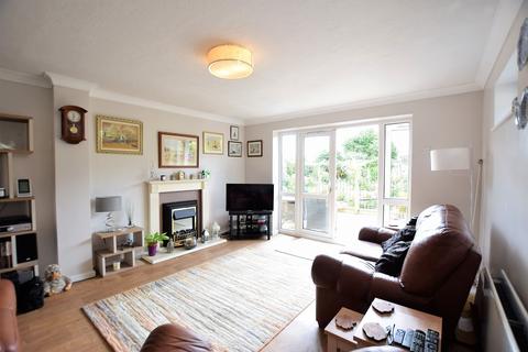 18 Amerells Road, Little Clacton, Clacton-on-sea, CO16 9HA