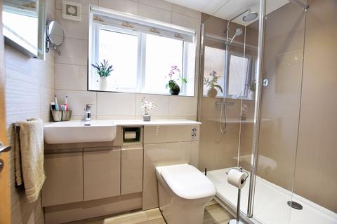 18 Amerells Road, Little Clacton, Clacton-on-sea, CO16 9HA