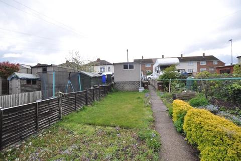 11 Waterside, Burton-on-trent, DE15 9HE