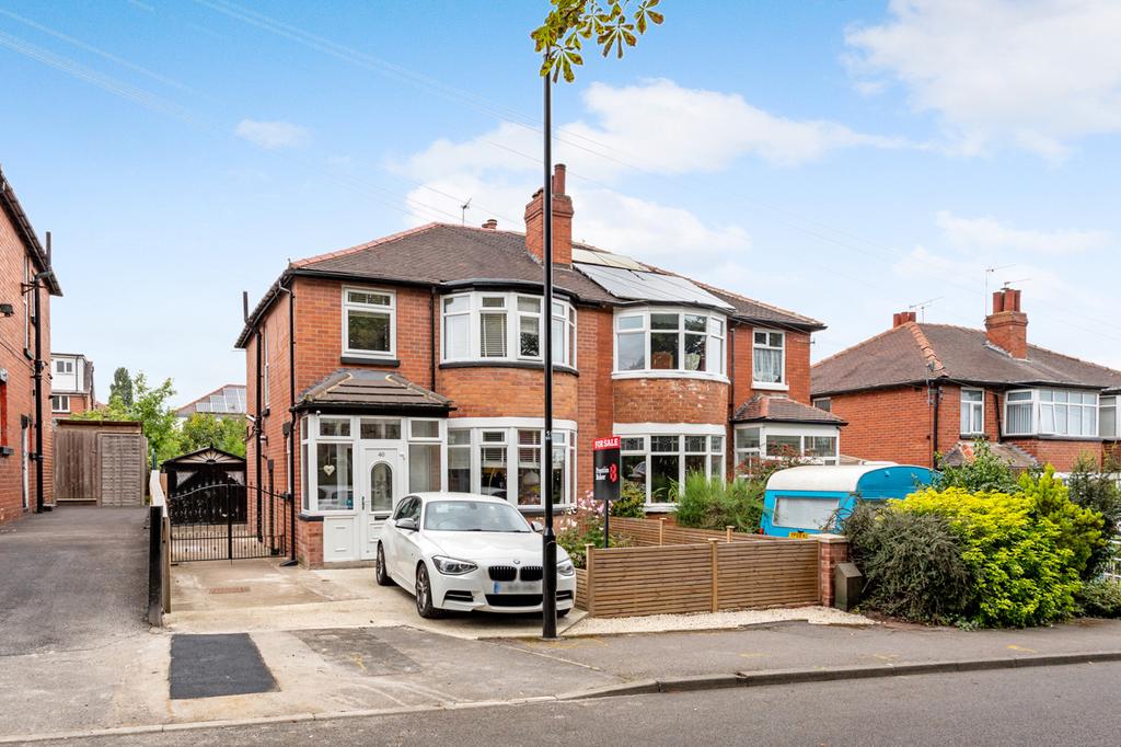 St. Martins View, Leeds, LS7 3 bed semidetached house £325,000