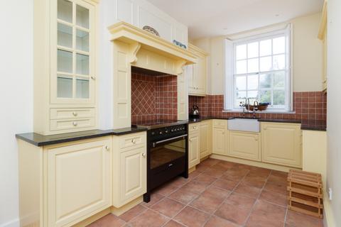 3 bedroom apartment for sale, Waldershare House, Dover