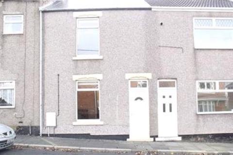 2 bedroom terraced house to rent, Hawthorne Terrace, Ferryhill, DL17