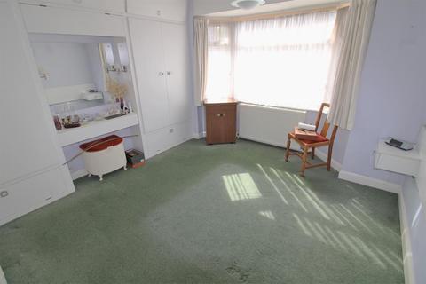 12 Haslemere Road, Bexleyheath, DA7 4NQ