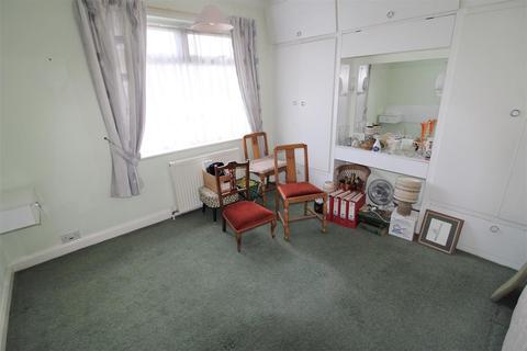 12 Haslemere Road, Bexleyheath, DA7 4NQ
