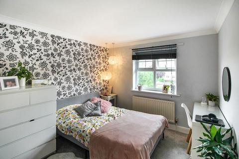 2 bedroom flat to rent - Osier Crescent, London, N10