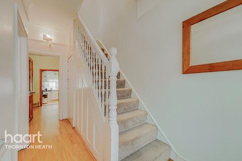 42 Kynaston Road, Thornton Heath, CR7 7AY