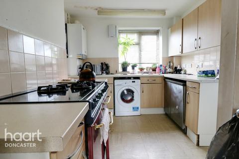 17 Ingram Crescent, Dunscroft, Doncaster, DN7 4JG