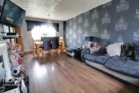 17 Ingram Crescent, Dunscroft, Doncaster, DN7 4JG