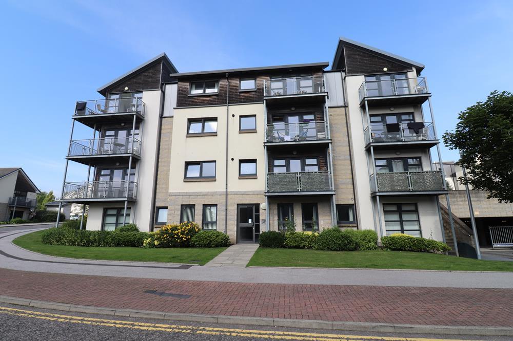 Hammerman Drive, Aberdeen, AB24 2 bed ground floor flat £750 pcm (£