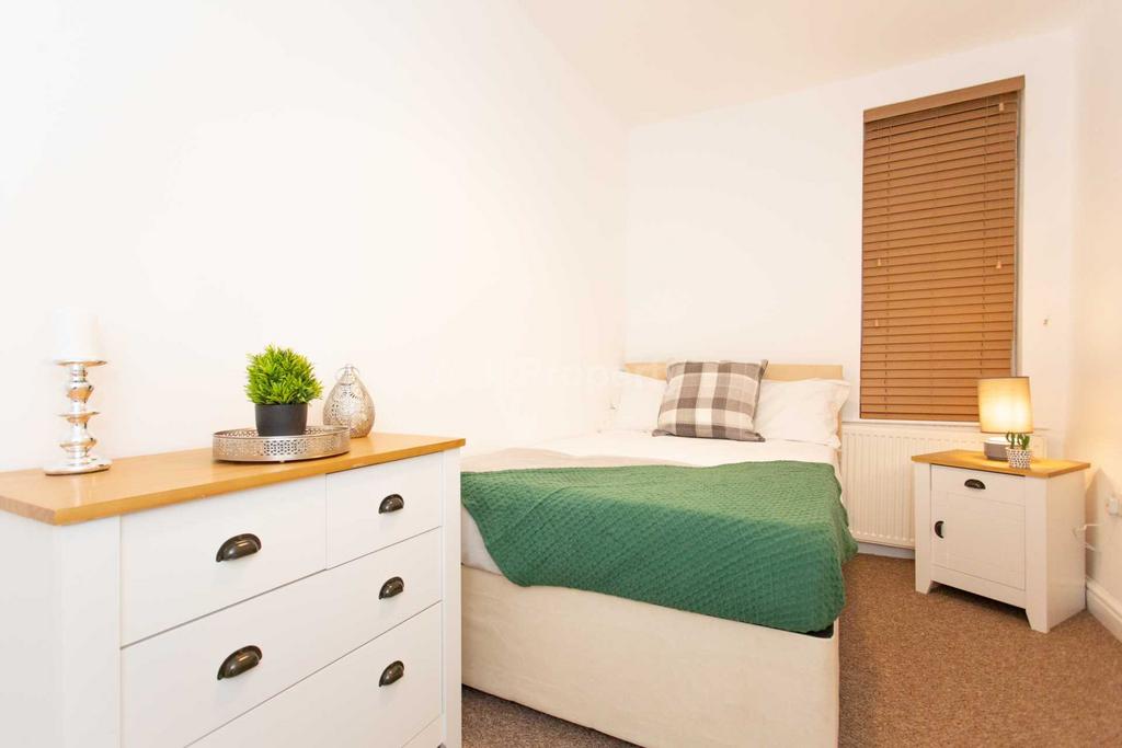 Southwell Road, Kirkby In Ashfield 1 bed in a house share £390 pcm (£