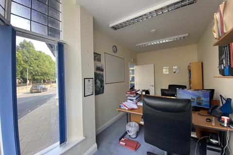 Office for sale - Unit 1, Elite Apartments, Leyburn