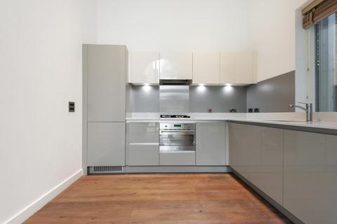 32 Ashmore Road, London, SE18 4BY