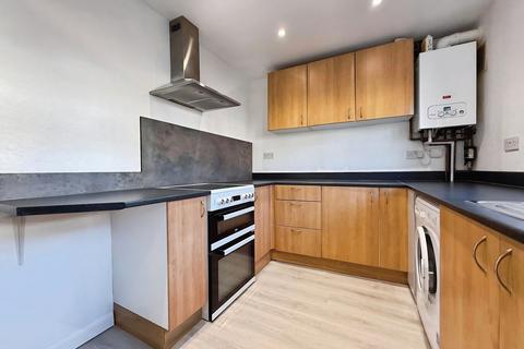 3 bedroom terraced house to rent, Cholwell Road, Stevenage, SG2