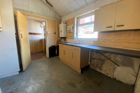 37 Barker Street, Oldbury, B68 9UF