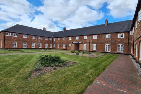 1 bedroom apartment for sale, Heckingham Park Drive, Hales