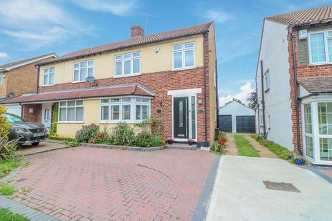 155 Squirrels Heath Road, Romford, RM3 0NS