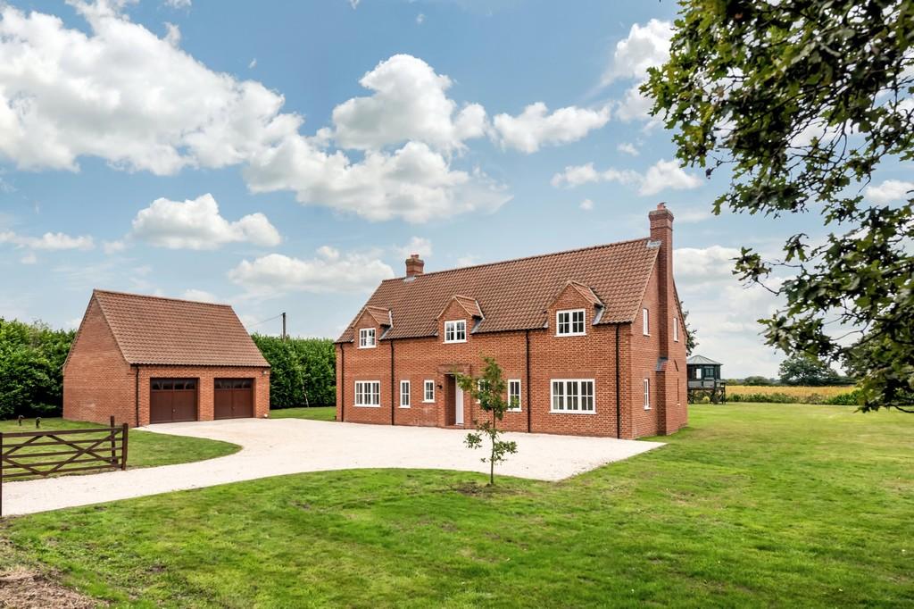 Taverham 4 bed detached house for sale £895,000