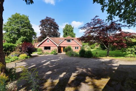 3 Cobden Lane, Haslemere, GU27 2HP